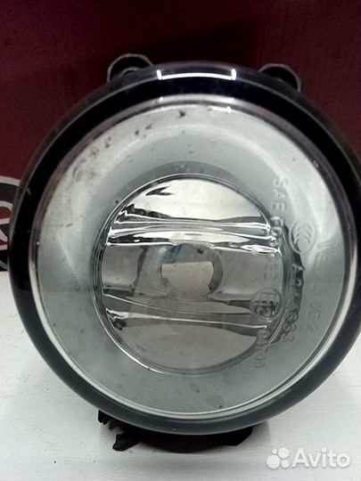 Фара противотуманная передняя левая Toyota
