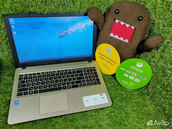 Свежий Asus в отл состоянии на windows 10.Гарантия