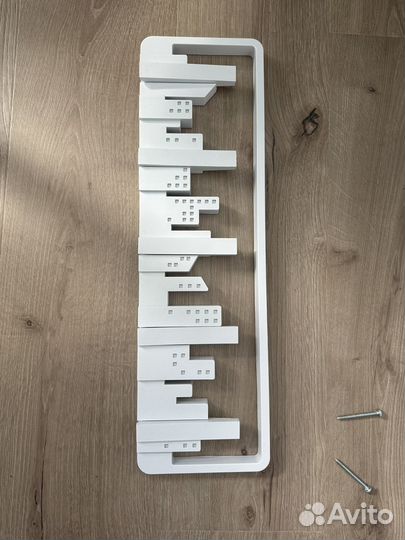 Вешалка настенная