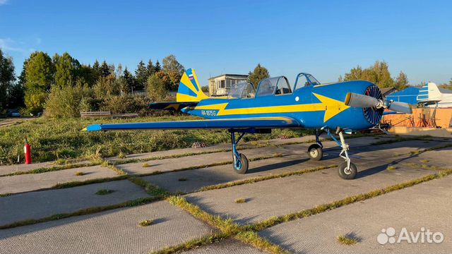 Продаётся самолёт Як-52 объявление продам