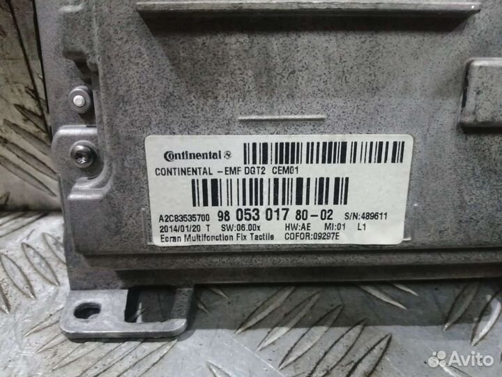 Магнитола Peugeot 208