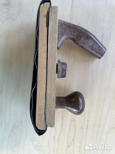 Держатель наждачной бумаги