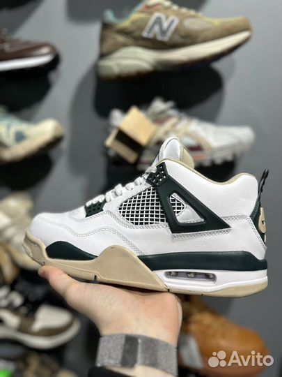 Кроссовки Nike air jordan 4 retro