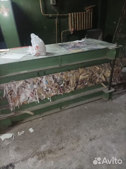 Пресс для пакетирования макулатуры упм-4