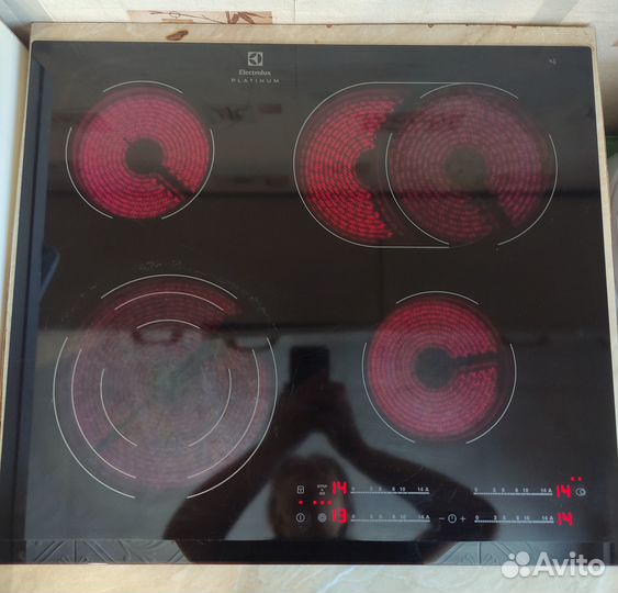 Варочная поверхность electrolux