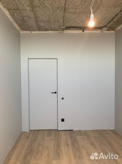 Скрытая дверь в размере