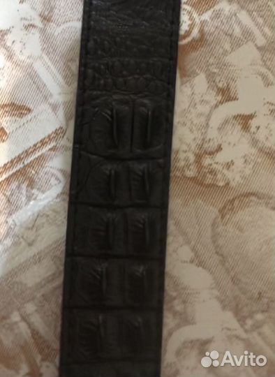 Кожаный ремень черный