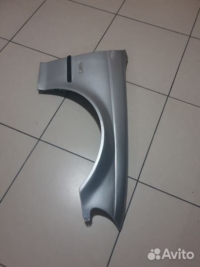 Крыло правое е46