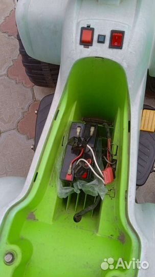 Детский квадроцикл на аккумуляторе