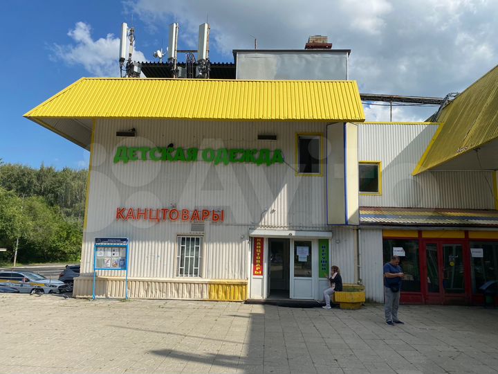 Здание, 4894 м²