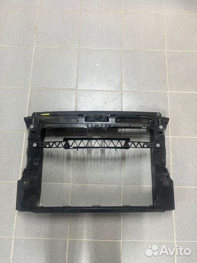 Рамка радиатора volkswagen polo седан