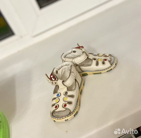 Сандалии для девочки