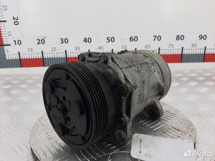 Компрессор кондиционера для Volkswagen Golf 4