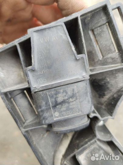 Катушка зажигания Фольксваген Джетта/поло 13г 1.6