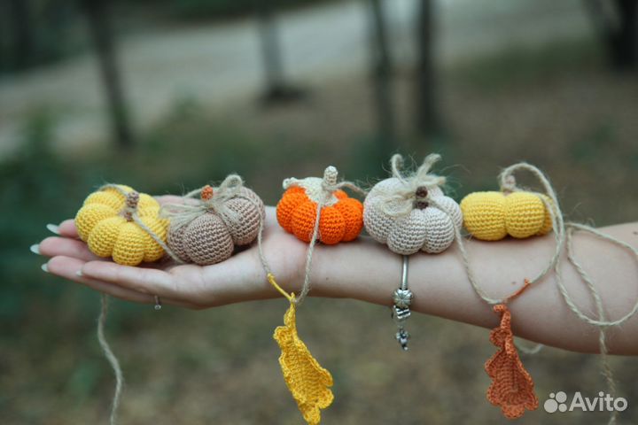 Тыквы вязаные интерьерные
