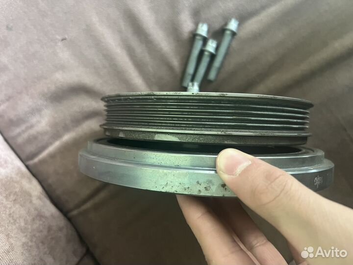 Шкив коленвала на Мерседес М654