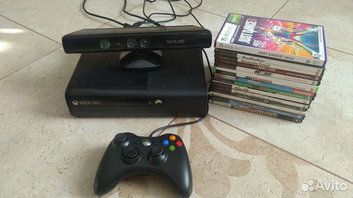 Xbox 360 E 250gb прошитый с кинектом