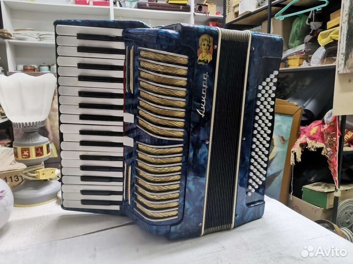 Аккордеон Аккорд советский (Ч)