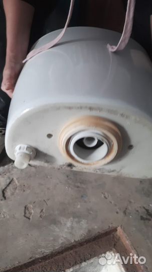 Бачок сливной для унитаза