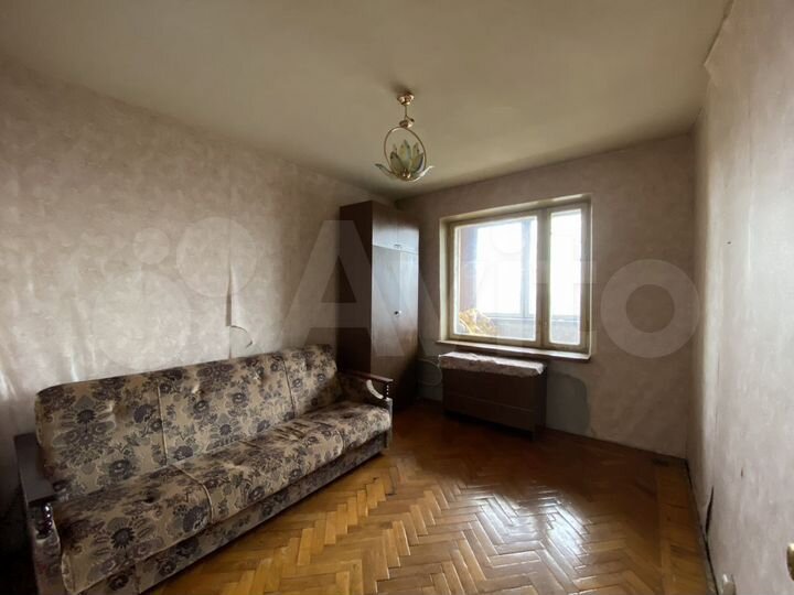 Комната 12 м² в 3-к., 16/16 эт.