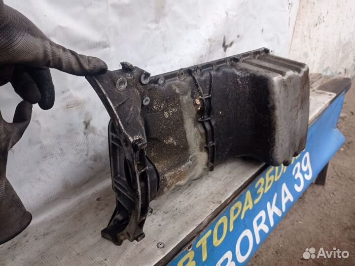 Масляный поддон двигателя MercedesW202 1.8 111.920