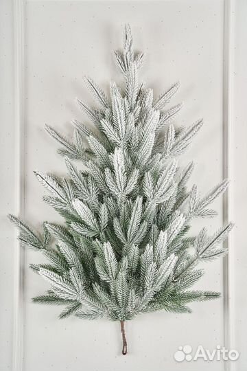 Капля из хвои Кассиопея заснеженная 115 см