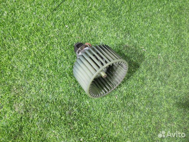 Моторчик отопителя Audi 100 C4