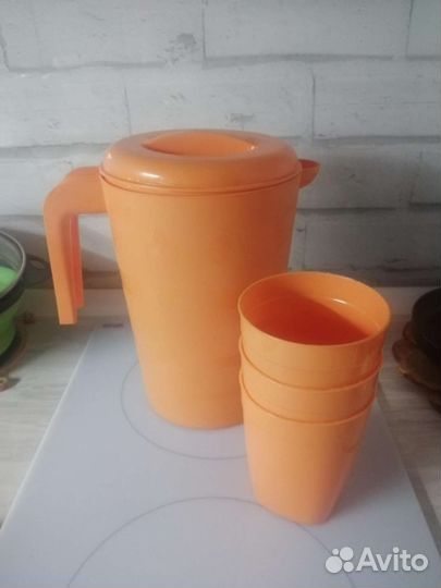 Набор кувшин и стаканы