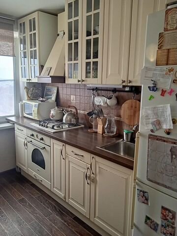 2-к. квартира, 45 м², 9/9 эт.