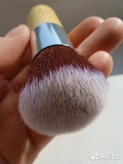 Кисть для макияжа кабуки новая