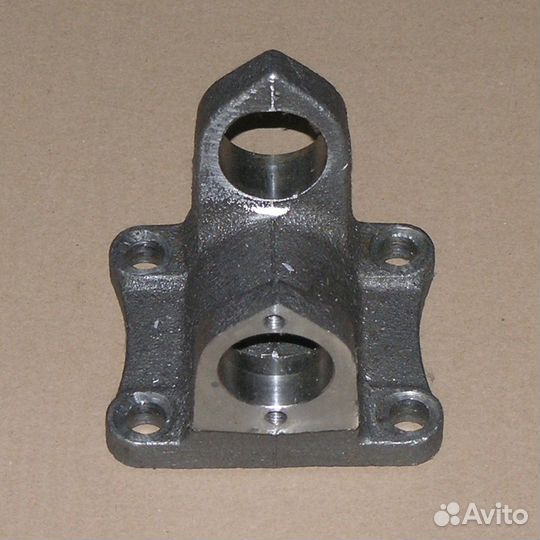 Вилка-фланец межосевого кардана камаз