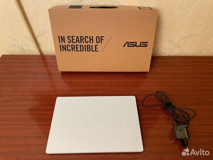 Ноутбук asus