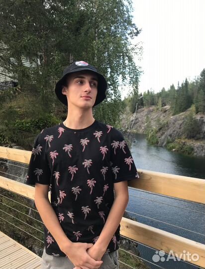 Графический дизайнер/Видеомонтаж