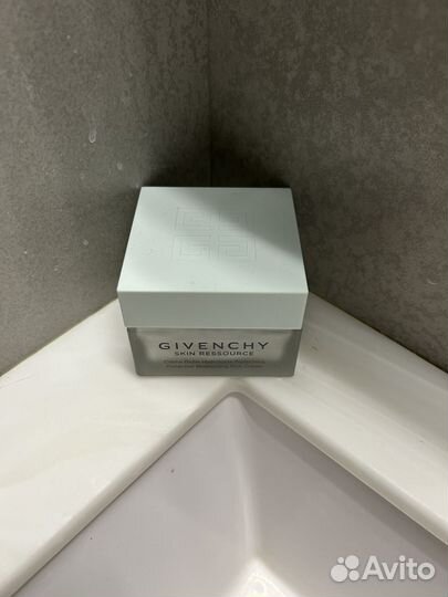 Крем для лица Givenchy
