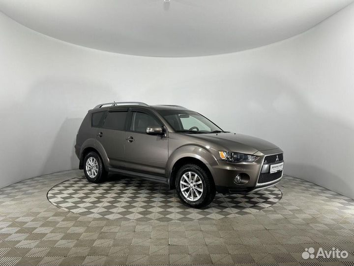 Mitsubishi Outlander 2.0 CVT, 2010, 166 116 км