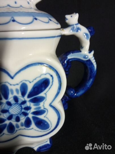 Кружка с крышкой. Гжель