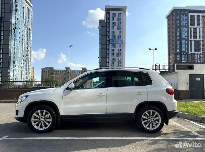 Volkswagen Tiguan 2.0 AT, 2015, 87 000 км