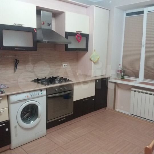 2-к. квартира, 60 м², 3/3 эт.