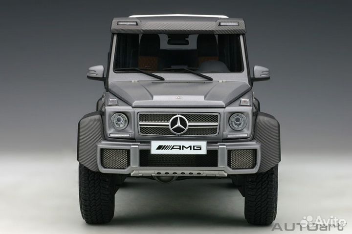 Mercedes-Benz G63 AMG 6x6 (76308) 1:18