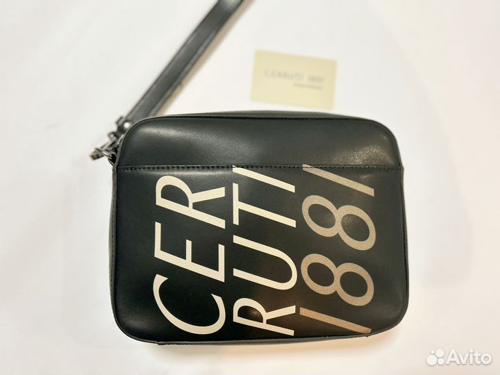 Новый коатч нессер cerruti 1881