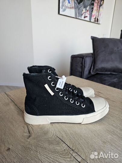 В наличии кеды Balenciaga