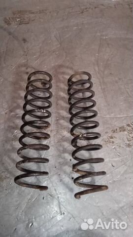 Пружина подвески Mitsubishi Carisma рест. 2001