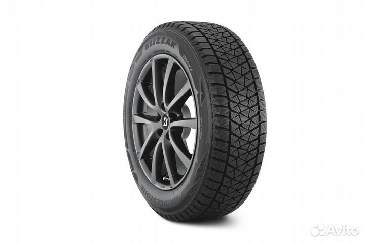 Bridgestone Blizzak DM-V2 215/60 R17 96S