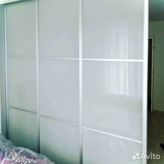 Раздвижная перегородка с матовым стеклом