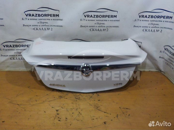 Крышка багажника Opel Insignia