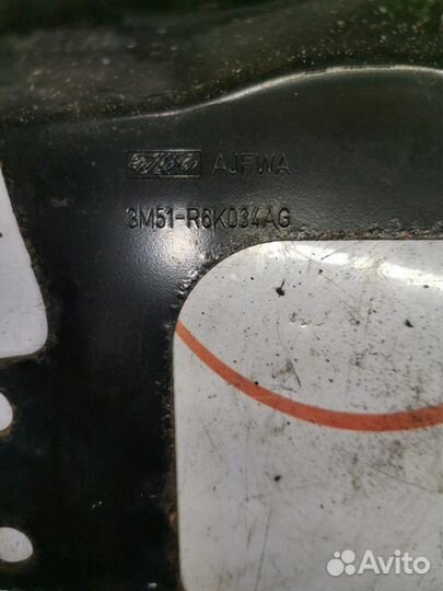 Кронштейн корпуса воздушного фильтра Ford Kuga 1