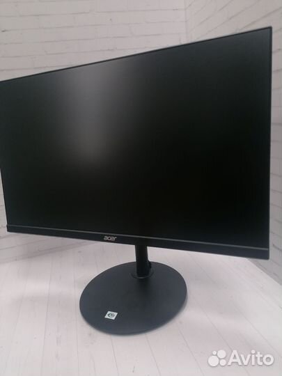 Новый монитор 24