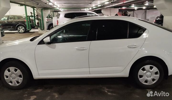 Skoda Octavia 1.6 AT, 2019, 46 738 км