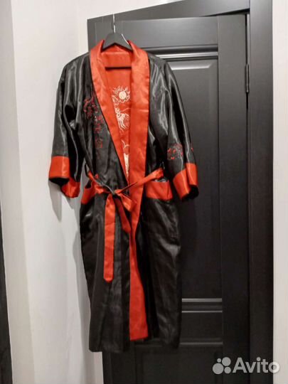 Японский шёлковый халат