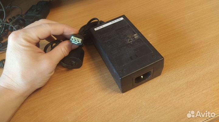 Блок питания AC Power Adapter AA22750WR
